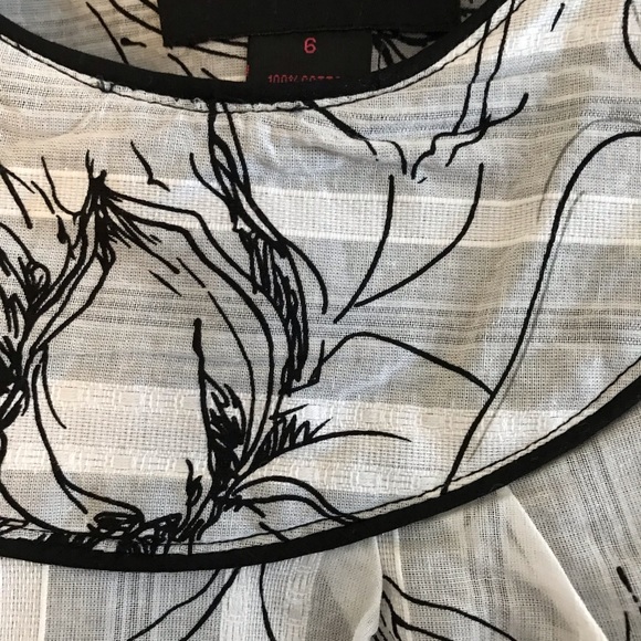 🦀3/$15 Jennifer West Floral Sleeveless Dress - Picture 5 of 6